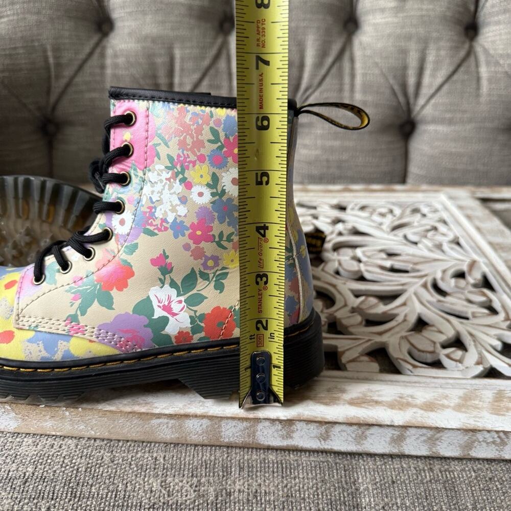Dr. Martens Floral Combat Boots women’s 5 - Picture 7 of 10